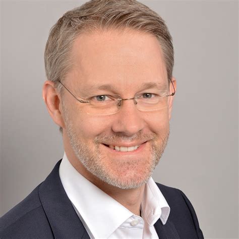 Under his leadership since 2007, the council has expanded its work through regional centers spanning the globe and. Prof. Dr. Michael Kempe - Professor für Quantitative ...