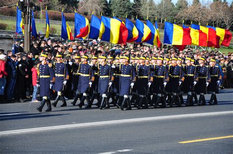57 (februarie 2011, septembrie 2012). Ziua Nationala a Romaniei - Deștepți.ro