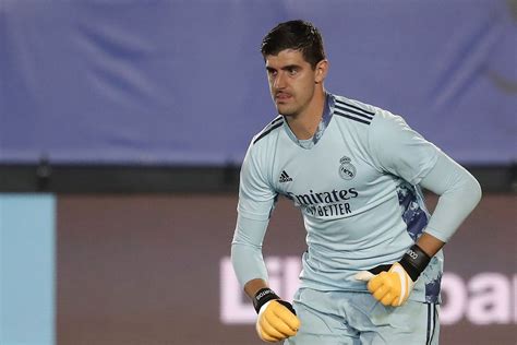 Kevin de bruyne and thibaut courtois did some serious damage together during the 2018 world cup with belgium. Courtois: "Hazard is sad, this injury is a little setback ...