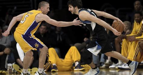 Un Ricky Rubio En Estat De Gràcia No Evita Una Nova Victòria Dels