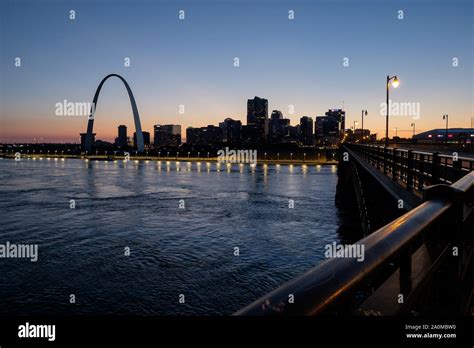 Saint Louis Skyline With Gateway Arch At Sunset St Louis Hi Res Stock