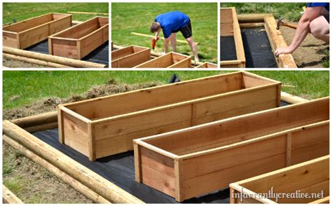 Raised bed gardens are wonderful for a variety of reasons: Planting a Raised Garden Bed - Infarrantly Creative