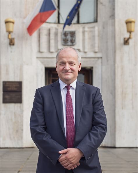Update information for roman prymula ». Roman prymula ministrem zdravotnictví - LKS časopis