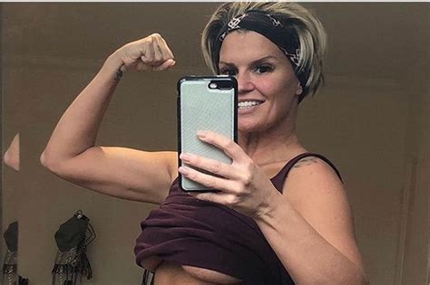 Kerry Katona Shows Off Six Pack Abs After Huge Weight Loss Rsvp Live
