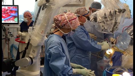 Awake Craniotomy Teamwork Awake Brain Tumour Surgery Youtube