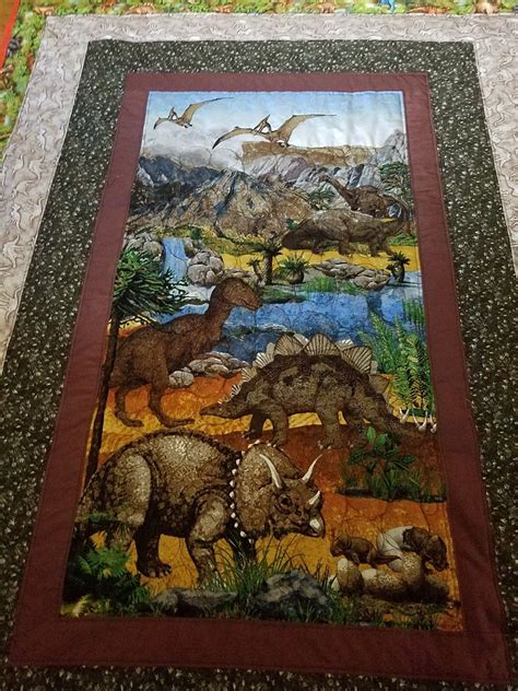 Isnt This Dinosaur Quilt So Fine Dinosaurquilts Quilts Dinosaurs