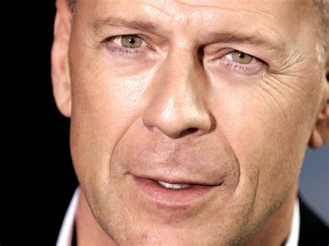 1600x1200 1600x1200 Bruce Willis Background Coolwallpapersme