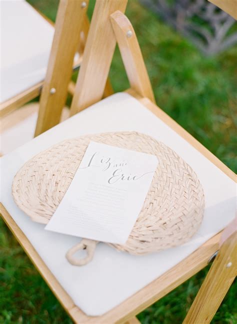 They need some sort of memento (other than great vacation pictures)! Summer wedding Favors ideas,Unique wedding favours for ...