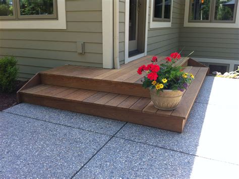Stepping Down Into The Backyard Patio Ipe Decking Provides A