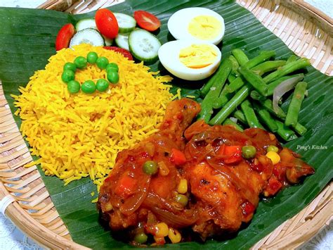 Resep masakan opor ayam dan bumbu opor ayam kuning sederhana. Peng's Kitchen: Nasi Kuning & Ayam Masak Merah