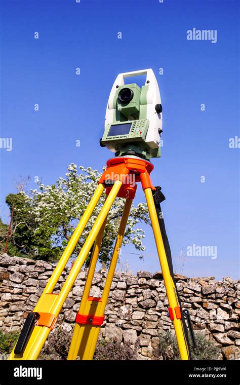 Total Station Survey Instrument Geodetic Device Total Station Set In