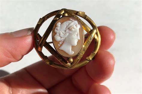 Antique Victorian Pinchbeck Carved Shell Cameo Brooch Etsy