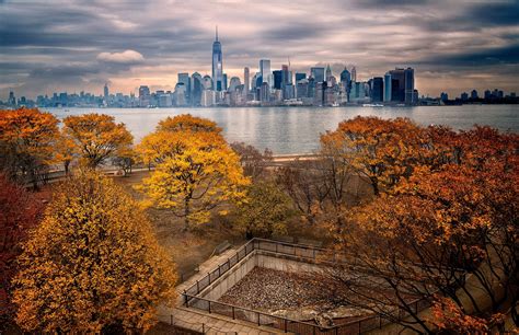 Fall Trees Sky Usa New York City Manhattan Cityscape
