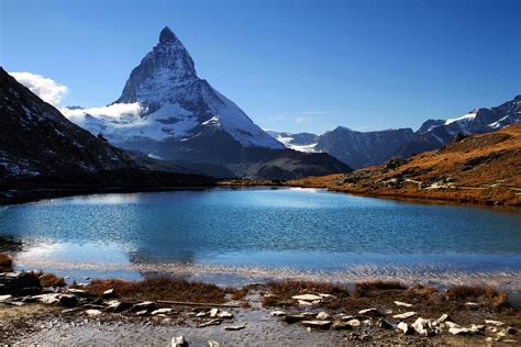 Zermatt, the mountain village with the most photographed mountain in the world. Zermatt Riffelsee Matterhorn - Philippe Tschumi