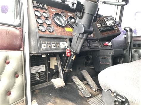 Kenworth T450 Dash Assembly For Sale