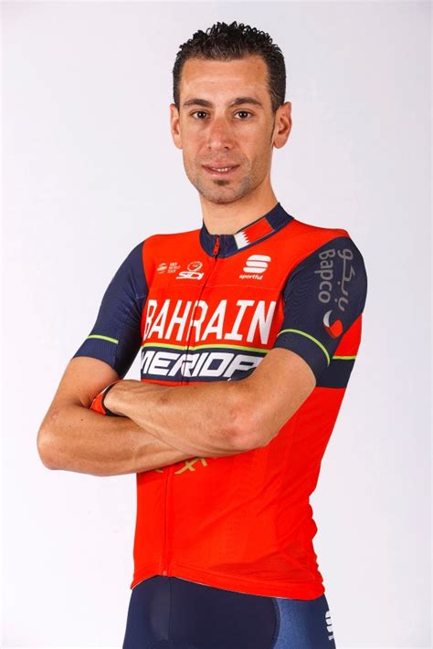 Vincenzo nibali (cropped).jpg302 × 423; Bahrain Merida Pro Cycling Team | Vincenzo Nibali