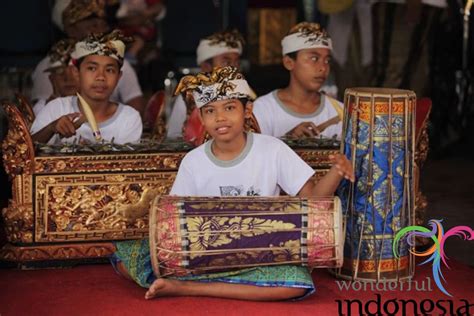 Bali Indonesia Tourism Photo Gallery Traditional Musical