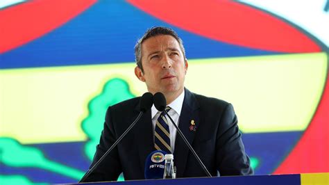Ünlü iş adamı rahmi koç'un en küçük oğlu olan ali koç 2 nisan 1967 i̇stanbul doğumludur. Ali Koç: "Fenerbahçe şampiyon olacak"
