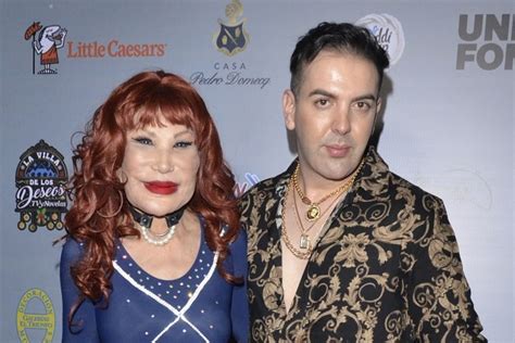 La actriz y vedette mexicana lyn may se sometió. Lyn May confiesa que era falso su romance con hombre 30 ...