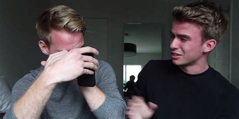 twin youtube stars come out as gay to their dad in emotional viral video business insider