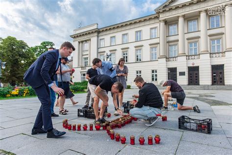 Ruch Narodowy I Młodzież Wszechpolska Dla Powstańców Warszawskich Zdjęcia