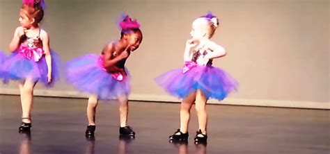 Funny Viral Videos Of Kids Dancing