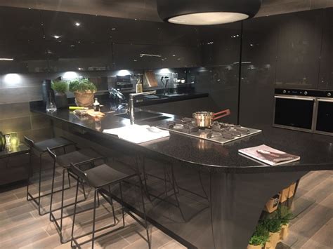 Some islands have a raised bar seating area that is 42″ high, or a lower table height counter area that is 30″ high. Layouts That Reveal The Advantages Of Having A Kitchen ...