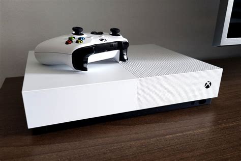 April, 2021 the latest microsoft xbox one s price in malaysia starts from rm 1,100.00. Xbox One S All-Digital, análisis: una grandísima consola ...