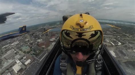 Cockpit Video Of The U S Navy Blue Angels Flying Over Indianapolis