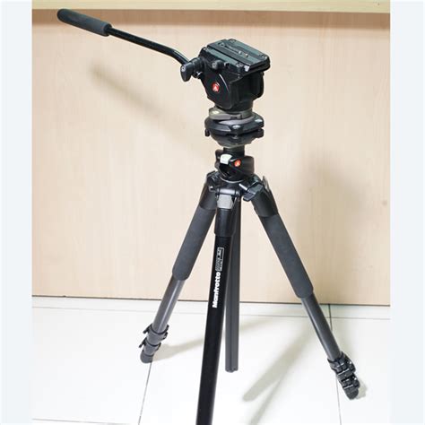 Manfrotto 055xprob Tripod