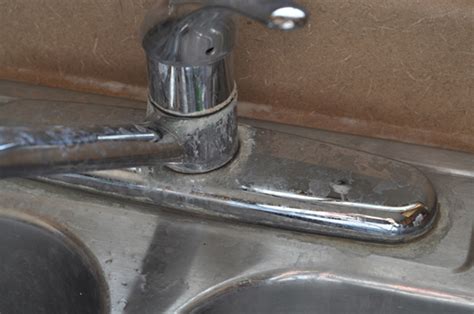 Remove All Stains How To Remove Hard Water Stains From Faucet