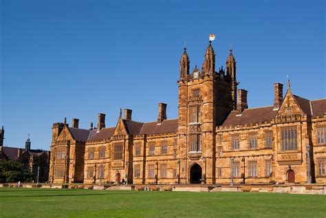 Why Some Tourists Are Mistaking Sydney University For Hogwarts Lonely