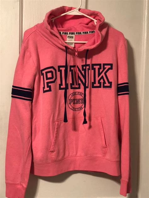 Vs Pink Hoodie Like New Vs Pink Hoodie Pink Outfits Pink Love Hoodies Sweatshirts Like New