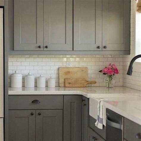 Resurfacing kitchen cabinets, also called refacing, essentially means giving your existing cabinets a facelift that transforms their look, style and texture without the hassle, cost and mess of gutting and replacing them. 36+ What Does Gray Kitchen Cabinet Decor Ideas Mean ...