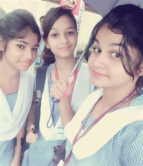Find The Perfect Beautiful Girls Selfie Three Indian Most Beautiful School Girls From Mumbai