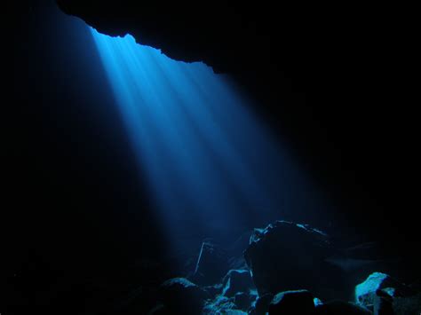 Free Download Beautiful Underwater Caves Wallpaper Light In Underwater