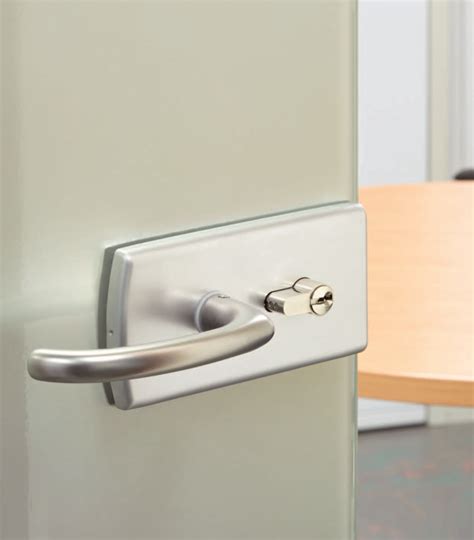 Assa Abloy Launches New Glass Door Locking Systems B2b Central