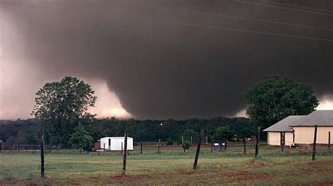 Massive Tornado Hits Oklahoma Kills Dozens Is There A Link To Climate