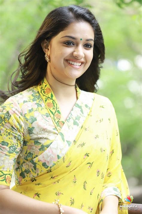 Keerthy Suresh In 2020 Trendy Blouse Designs Traditional Blouse