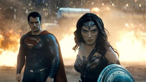 Wonder Woman Vs Superman Gal Gadot Henry Cavill Received The Same