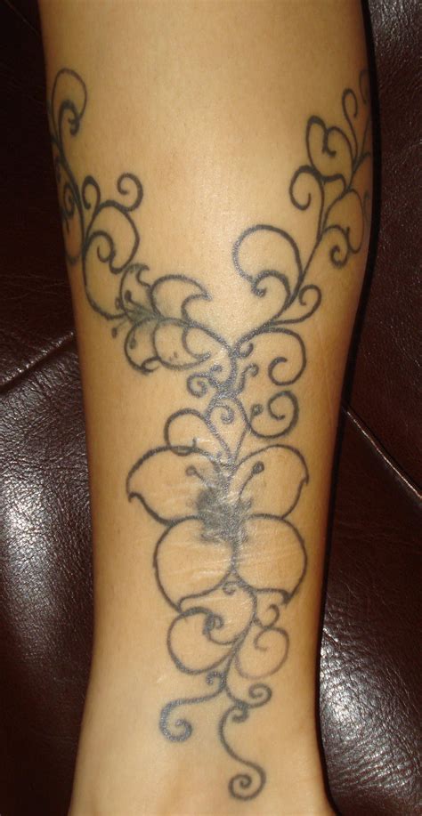Swirly Tattoo By Lifesspotlessmind On Deviantart
