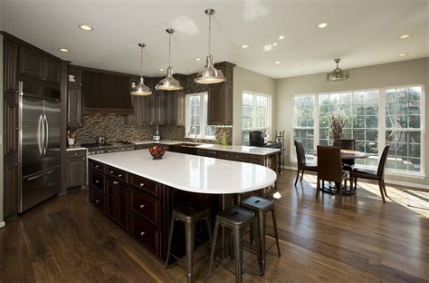 This makes it easy to keep clean whether you have pets or children, or are just accident prone! Walnut Flooring in a Contemporary Kitchen