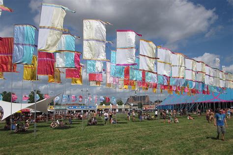 The alternative flavored pukkelpop is the second largest festival in belgium boasting crowds of nearly 180. Pukkelpop maakt line-up bekend
