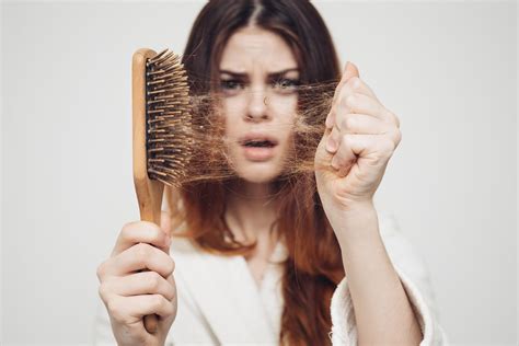 Women S Hair Loss Thinning Hair Causes And Solutions Laredo Emergency Room