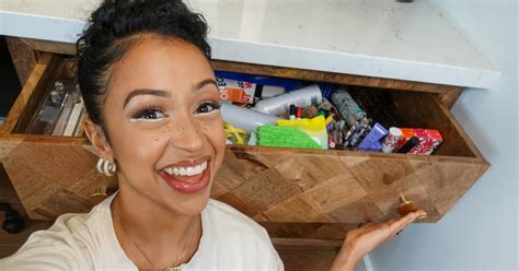 Liza Koshy Shows Us Her Makeup Collection