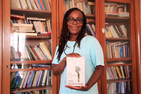 She gained international acclaim with her debut novel nervous conditions (1988). Tsitsi Dangarembga, candidata al Booker: «No tenemos idea ...