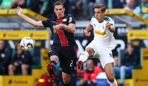 Das erste tor der partie fällt: Borussia Mönchengladbach gegen Bayer Leverkusen heute live ...