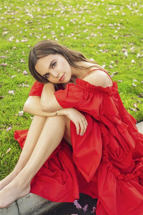 Bailee Madison For Roes And Ivy Journal April 2021 Hawtcelebs