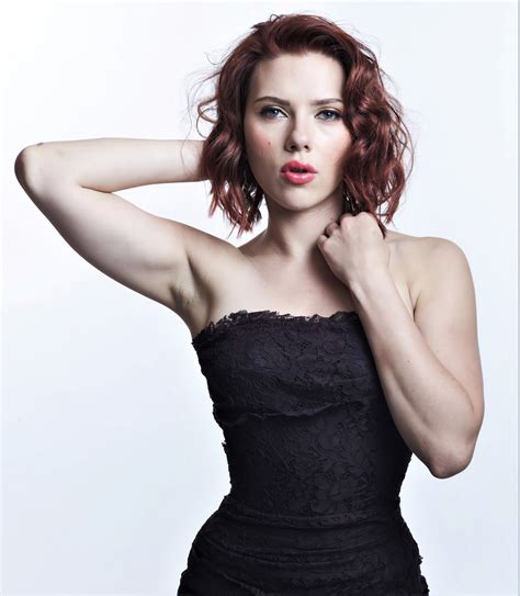 1 day ago · scarlett johansson is suing the walt disney company for releasing black widow on streaming and in theaters at the same time. Scarlett Johansson - Lick Celeb Pits