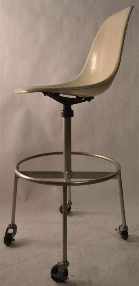 Orange herman miller original vintage eames dsw dining side shell chair. Eames Herman Miller Drafting Stool For Sale at 1stdibs